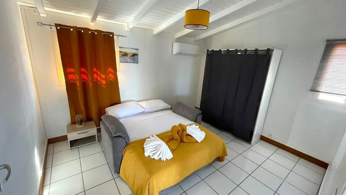 Au Vent Des Alizes, 2 Chambres Et 2 Salles De Bain A 2Mn A Pied De La Plage Deshaies Apartman